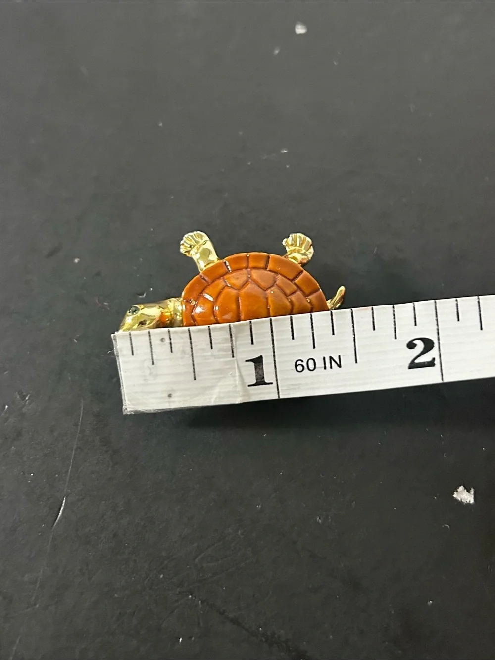 Vintage 70’s Gold Tone Brown Turtle 🐢 Brooch